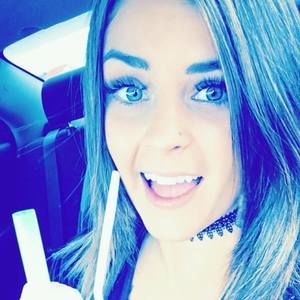 Meet your Posher, Kassie